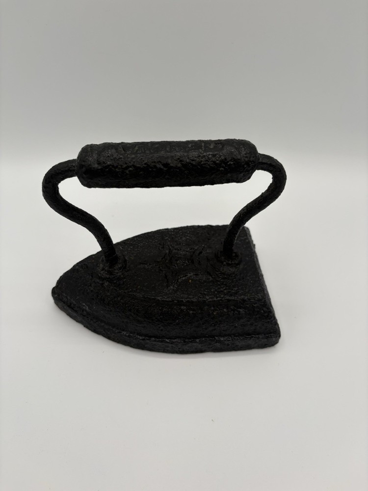 Antique Cast Iron Flat Iron