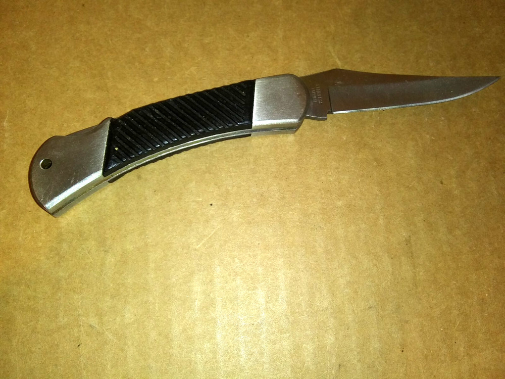 Vintage Sharp Model 425 Lockback Single Blade Folding Knife-Stainless-Black