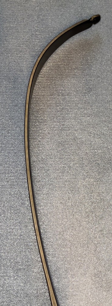 Samick Sage 62”60# Righthanded Take Down Recurve Bow