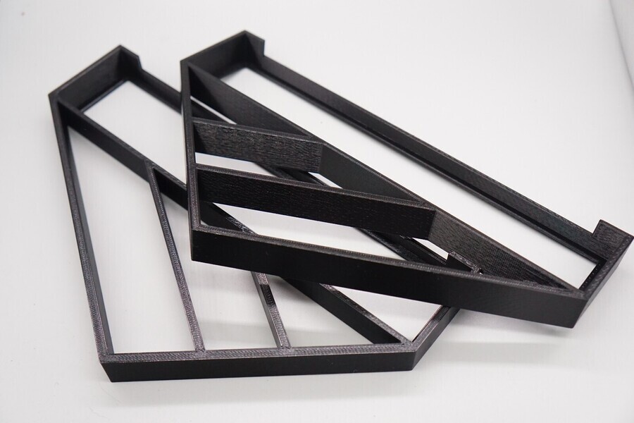 Custom Angled Desk Display Stand for Akai MPC Live 2 Studio Controller (Live II)