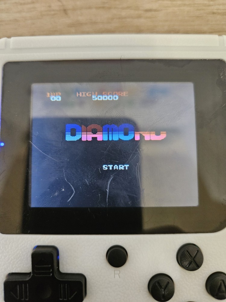 CLASSIC ARCADE Handheld Video Game System w/200 Games By Tech Solutions