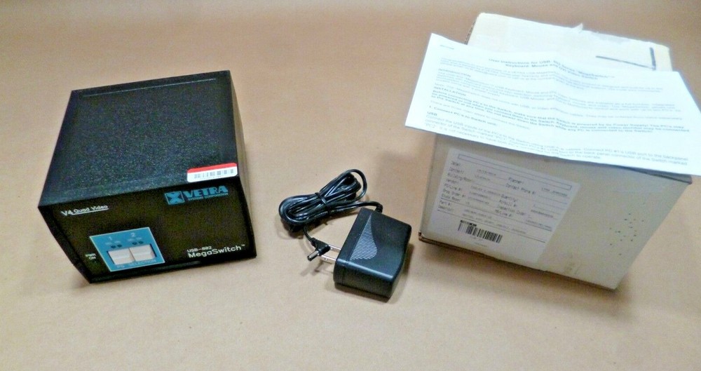 Vetra USB-802-IN2D4-DE  2 port USB DVI quad-head KVM switch W/ front panel