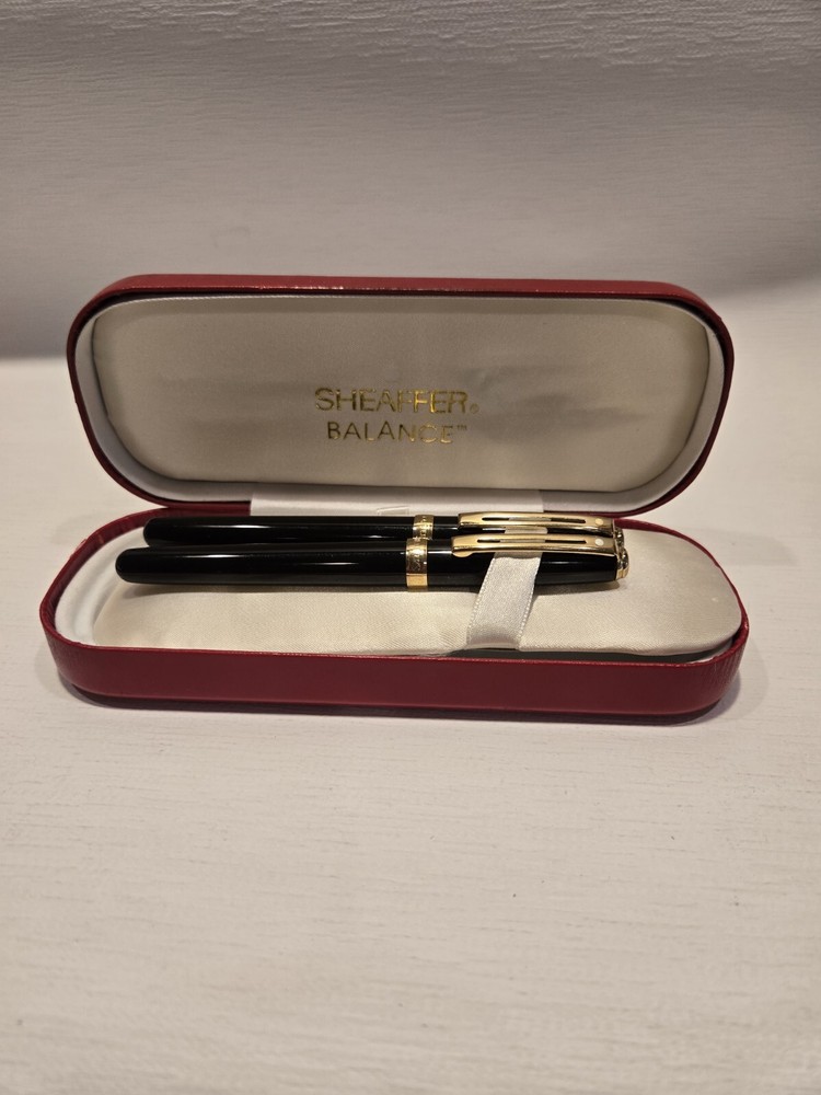Sheaffer Black Lacquer & Gold  Ball Point Pens /Empty/ With Case