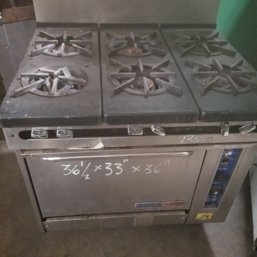 COMMERCIAL RANGE AND CONVENTIONAL OVEN