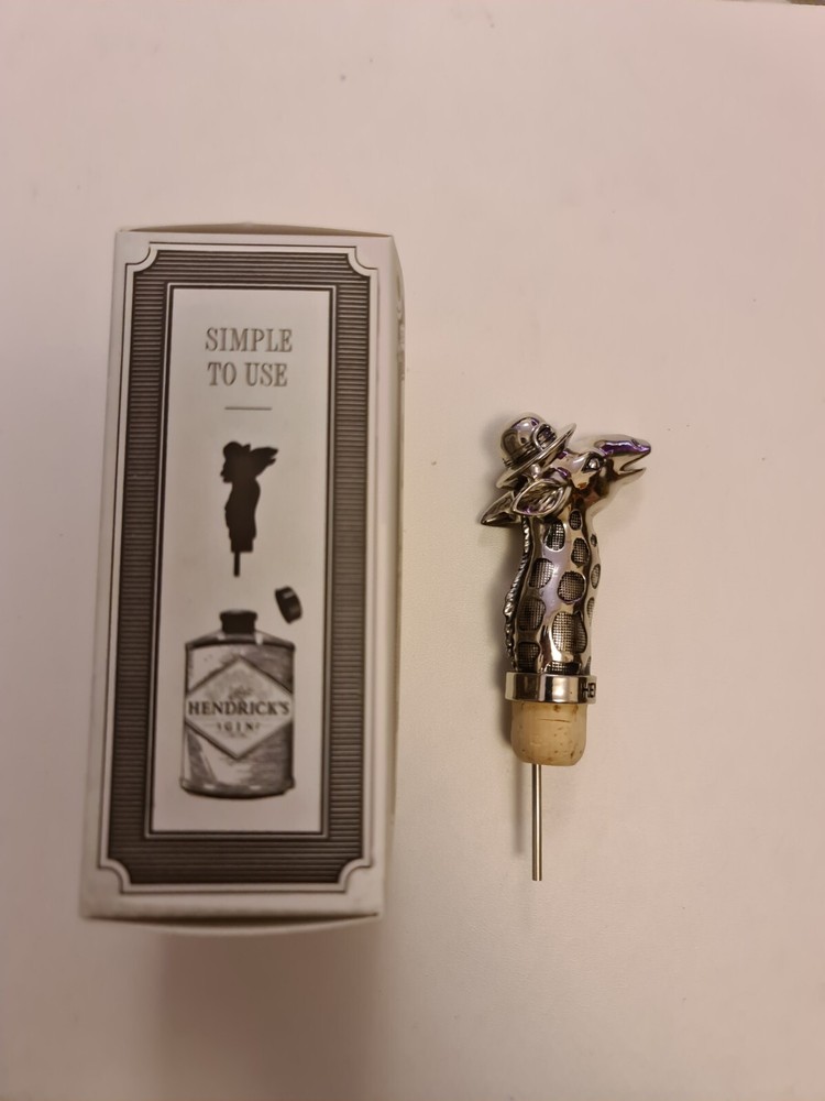 Hendricks Giraffe Gin Bottle Pourer. Limited Edition. New