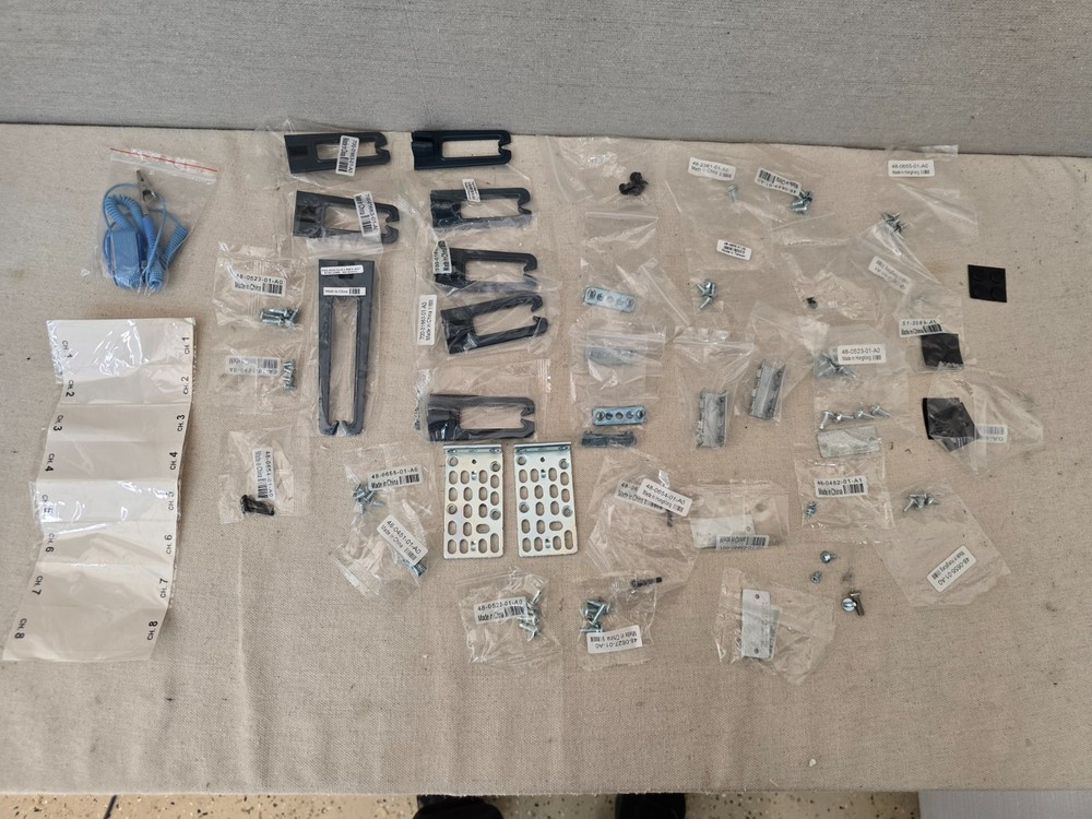 CISCO 800-16852-02 Rack Mount Kit Lot
