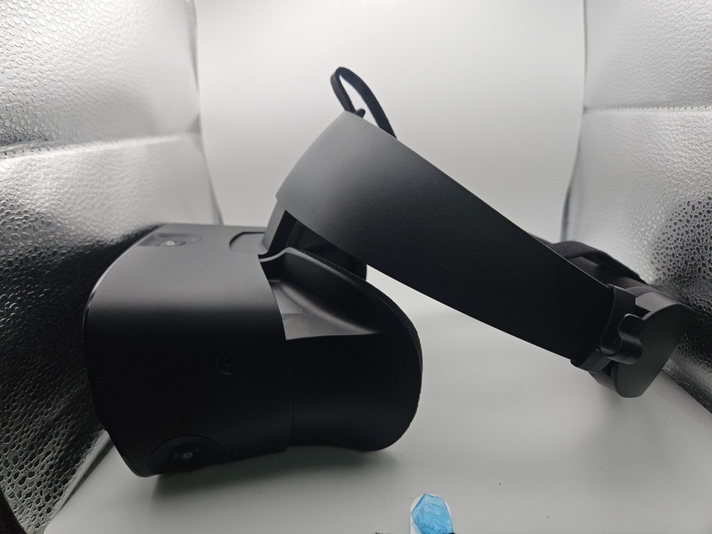 Oculus Rift S PC-Powered VR Gaming Headset And Carry Case Only
