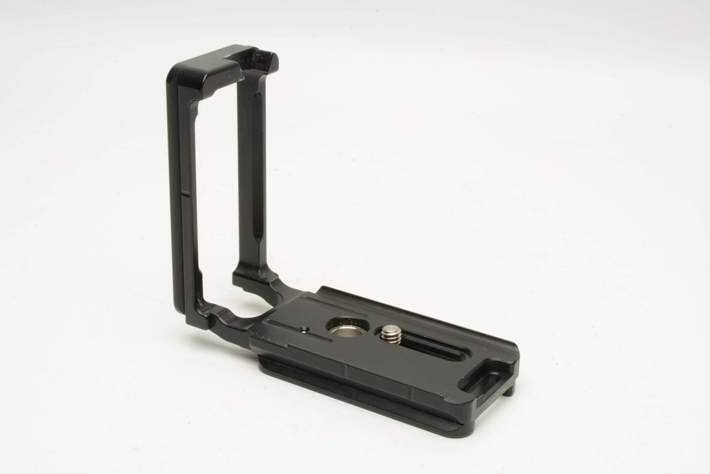 Kirk L Bracket for Sony A1, Nice