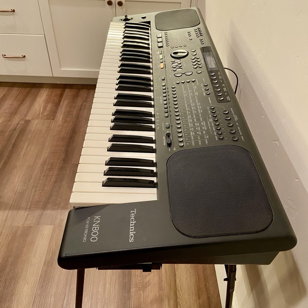 Technics KN800 Digital Keyboard - Tested - Works In Great Condition