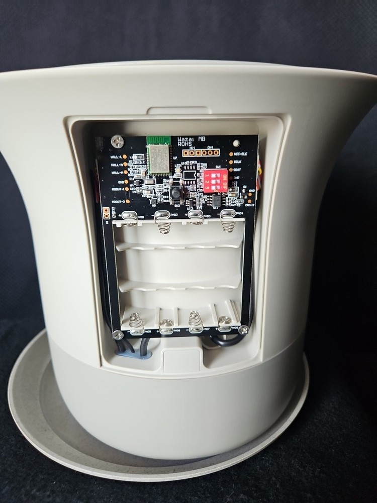 Wirelessly Autonomous Gardening Assistant