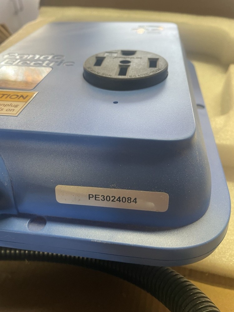 Pando Electric Wall Charger