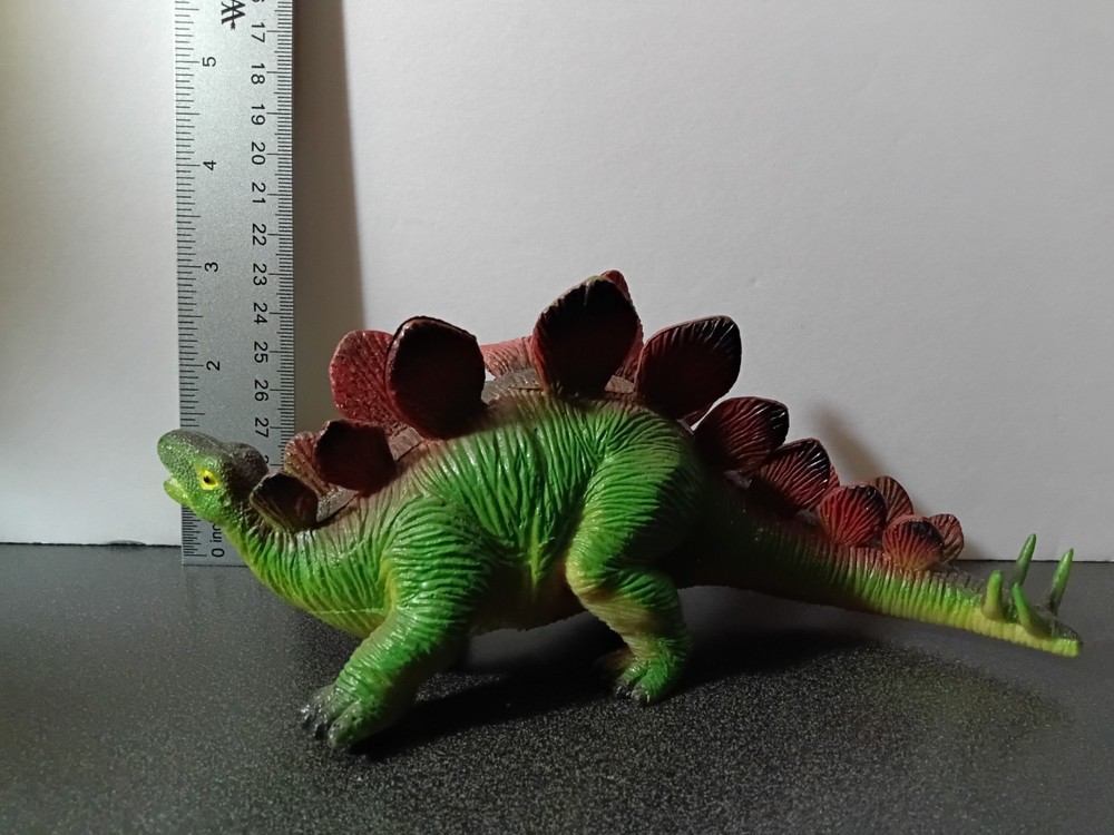 Mojo Stegosaurus dinosaur figure