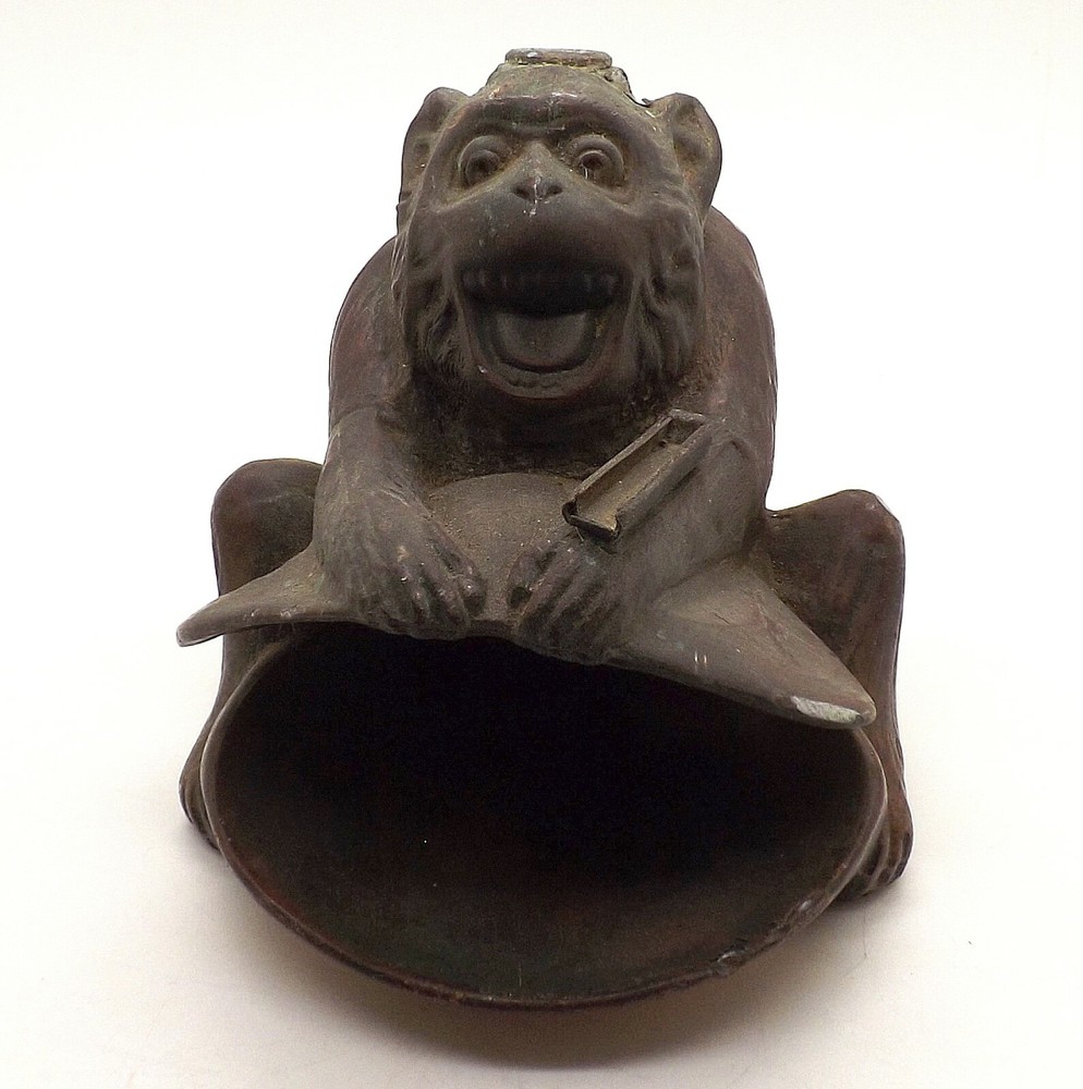1930's Ronson Monkey Lighter & Ash Tray Model 8864 ~Wow~