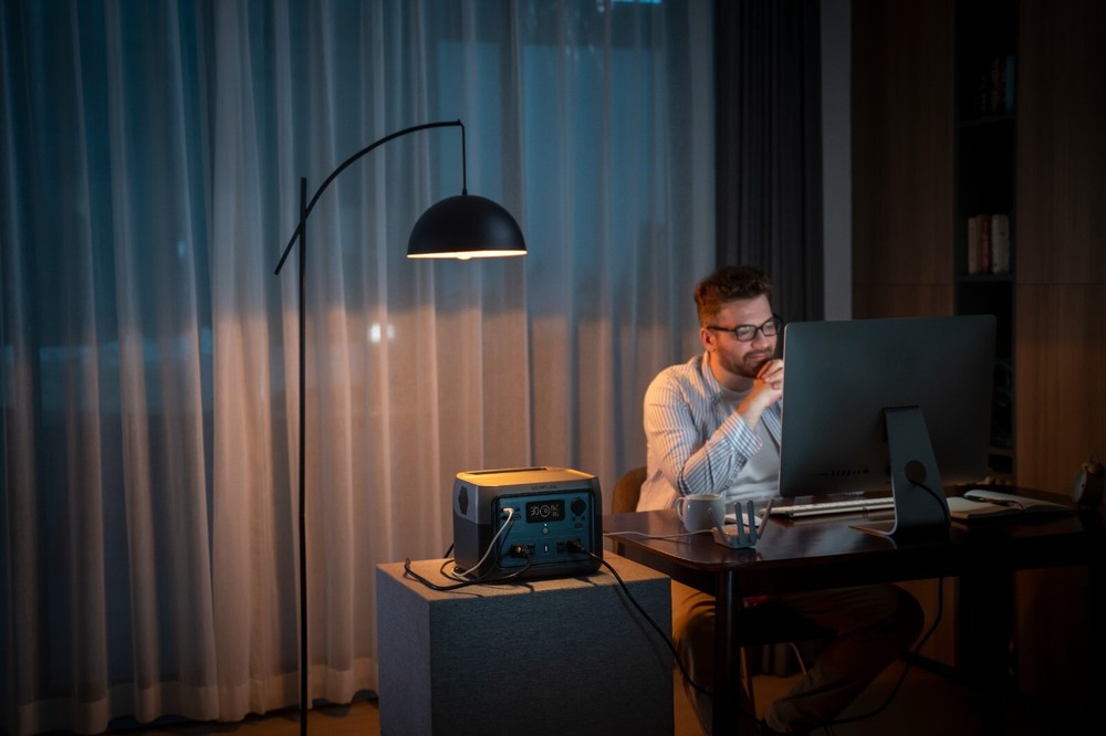 EcoFlow Solar Generator RIVER 2 Max 512Wh+110W Solar Panel Certified Refurbished