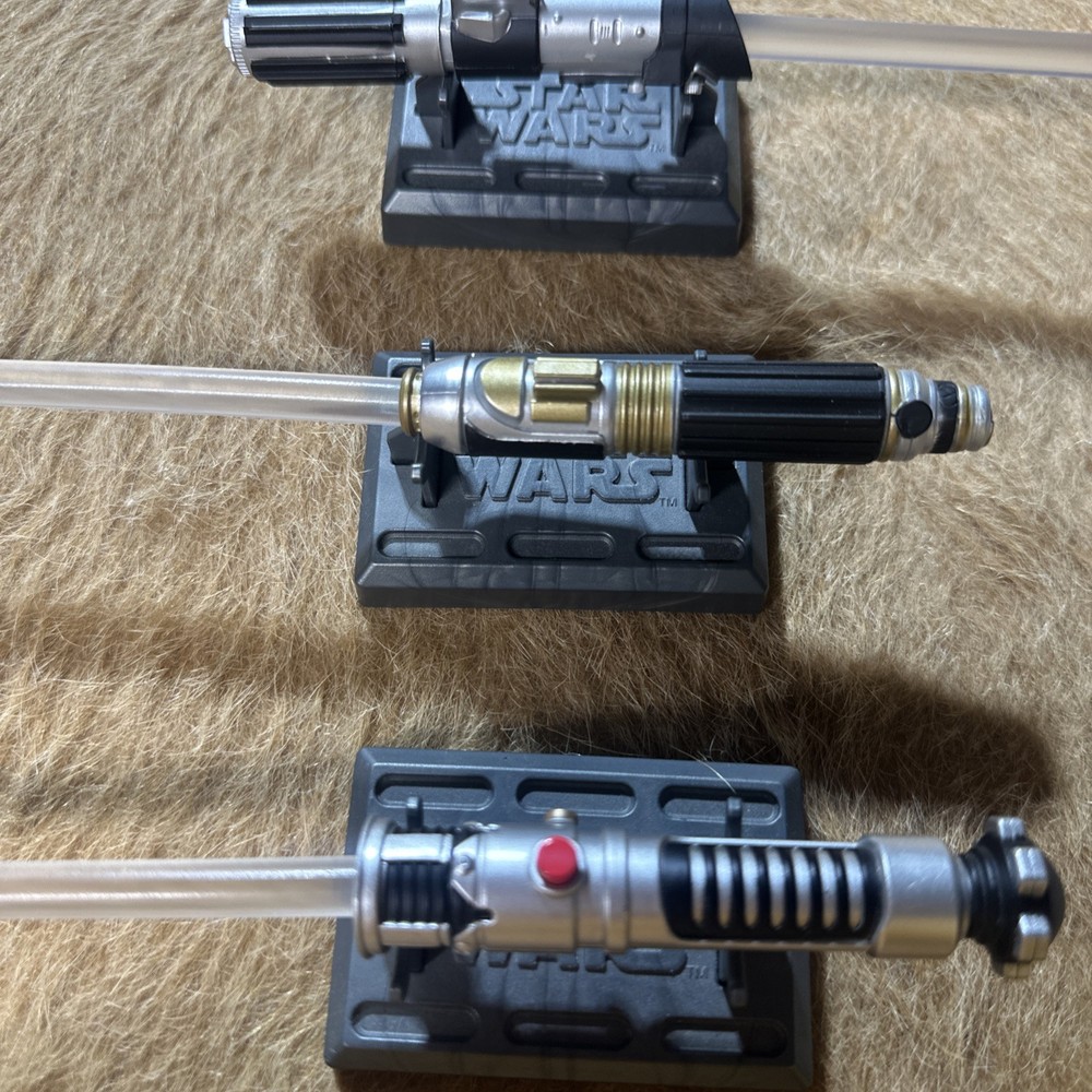 Uncle Milton Mini Light Saber Collectible’s Light Up Star Wars-Work