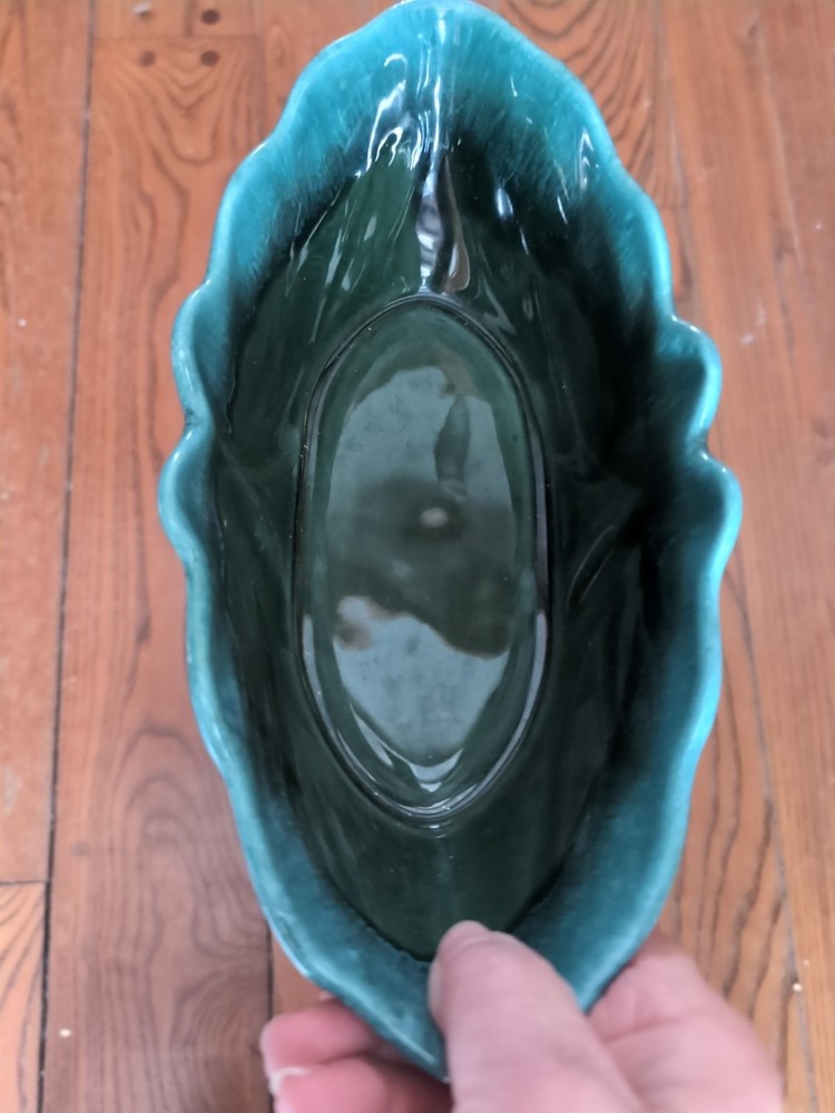 Vintage Hull F77 Green Drip Scalloped Rectangular Window Box Planter USA