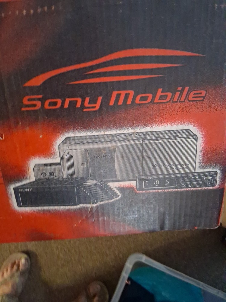 Vintage Sony CDX-424RF Compact Disc Changer System