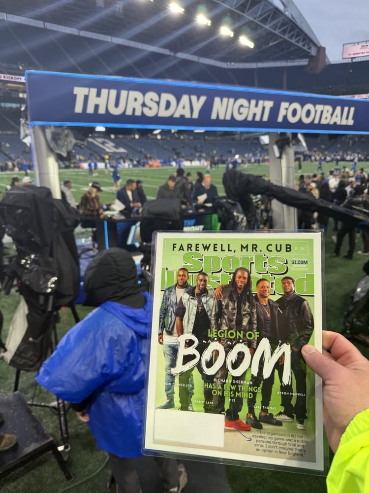 1984 Apple Computer: Breakthrough, 8 Pages Vintage Print Ad