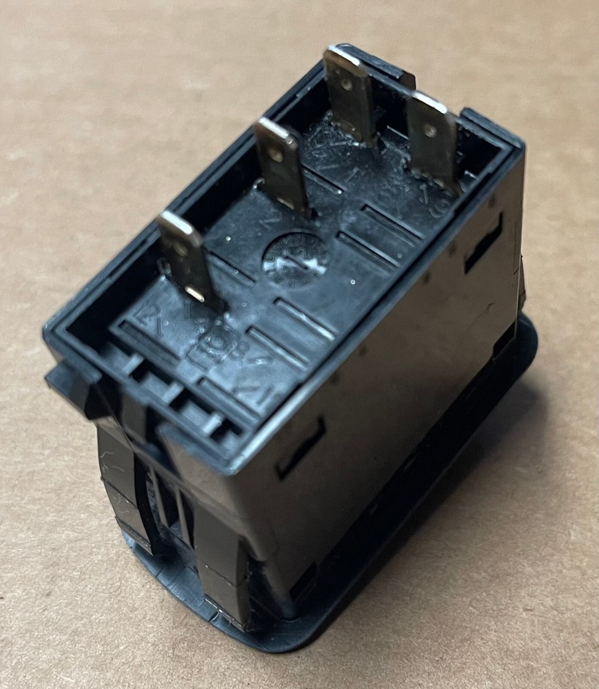 MACK Strobe Rocker Switch 21715084 [missing 'STROBE' label]