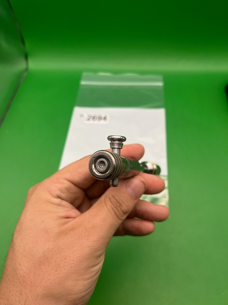 Autococker Bolt