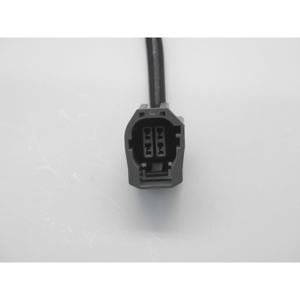 Lambda O2 Oxygen Sensor 234-4390 For 2004-2005 Mazda 3 2.3L L4