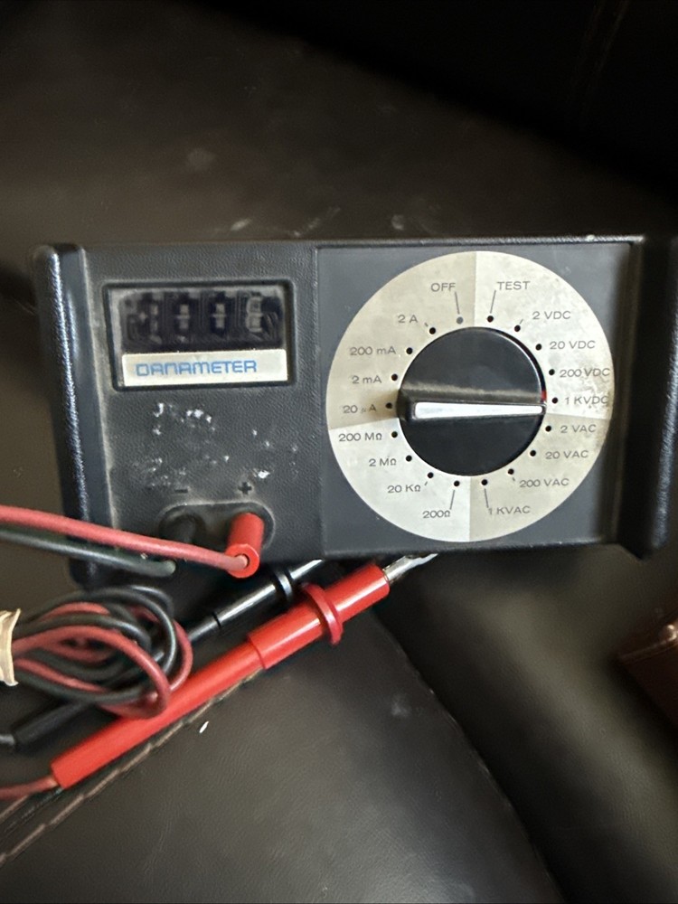 Vintage Racal Dana Instruments Danameter Model 2000a Powers On