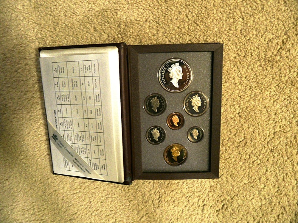 CANADA 1995 PROOF SET WITH SILVER DOLLAR DOUBLE DOLLAR SET