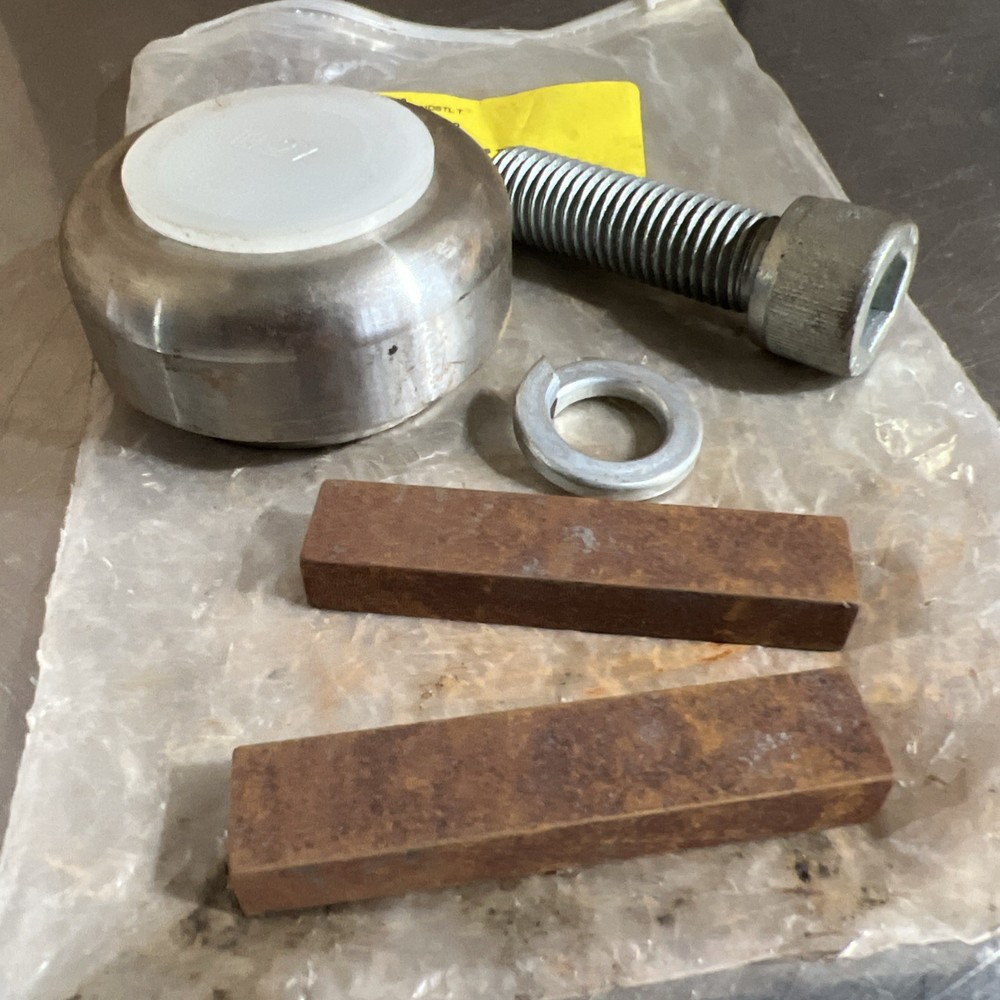 SK9042.1AZB-112MP/4 CUS TW Fixing Element Kit