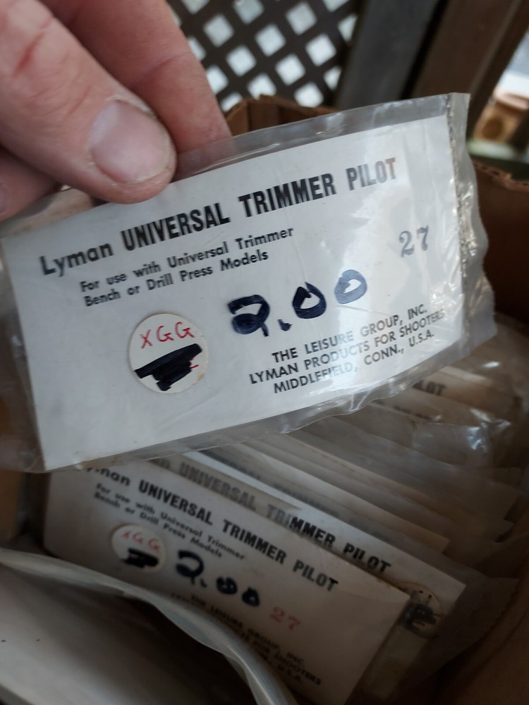 LYMAN Universal Trimmer Pilot 27