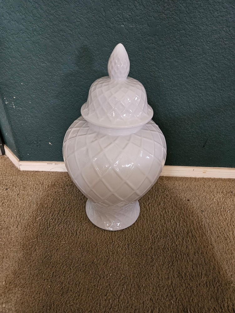 Tall Heavy Lidded Ginger Jar White Diamond Pattern Lattice Floor/Table Urn 20"