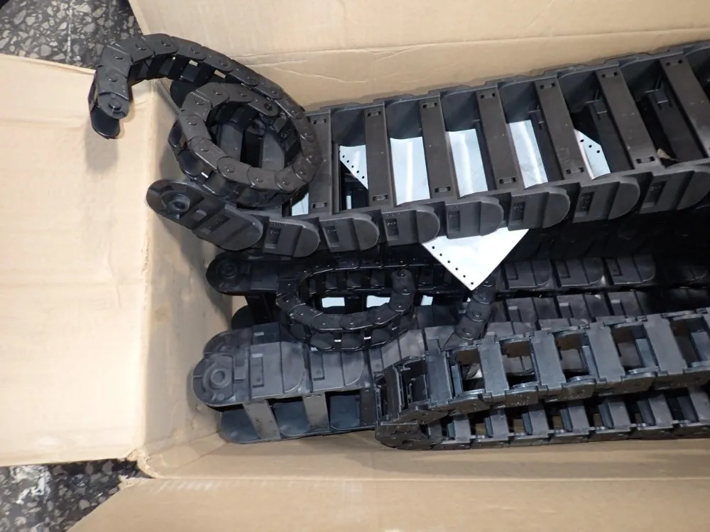 CONDUIT TRACKS 08251470826