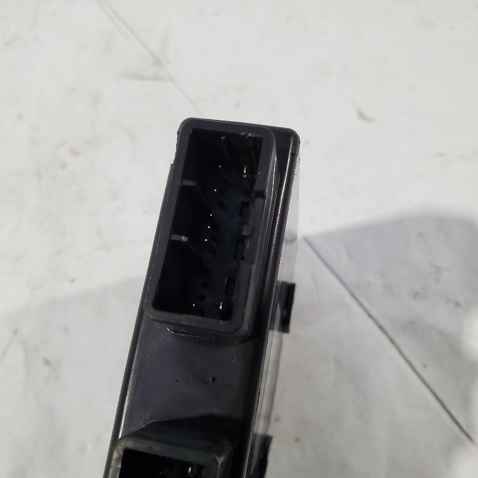 2014 2017 Ford Expedition OEM BCM Running Board Control Module EL7414C177AB