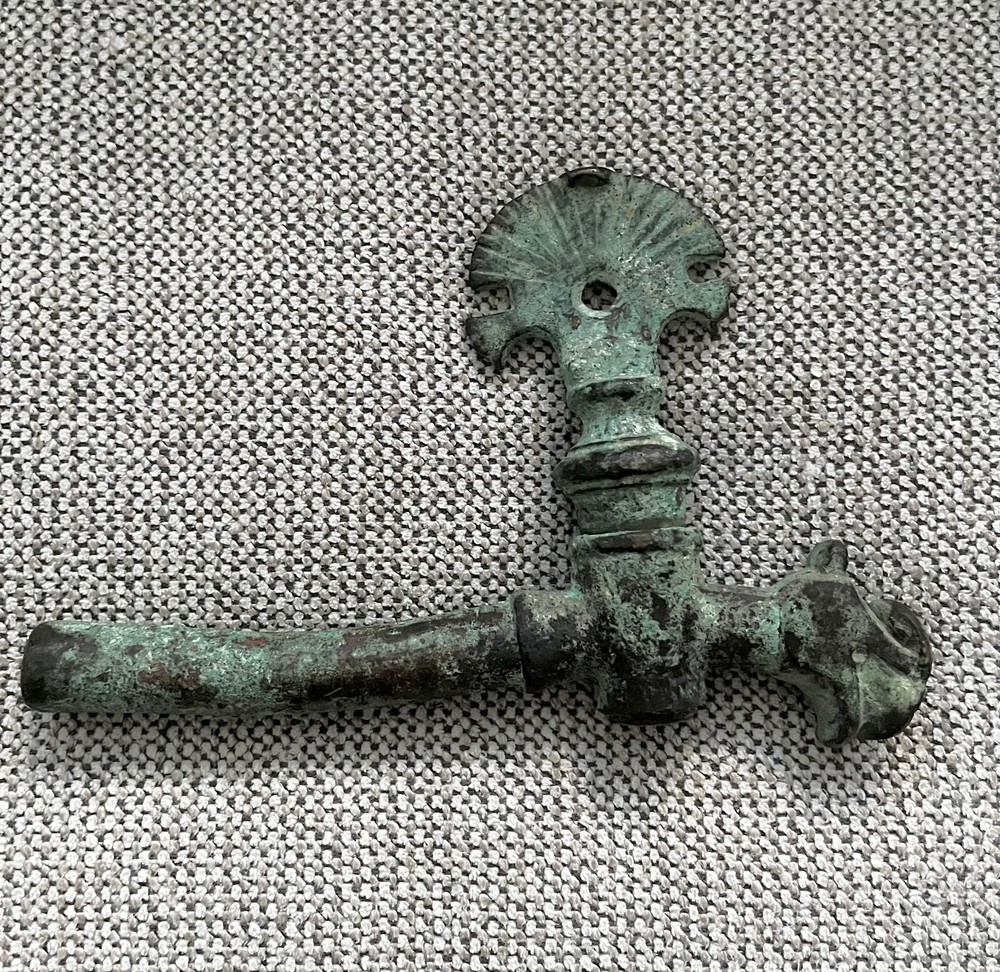 Antique Bronze Valve