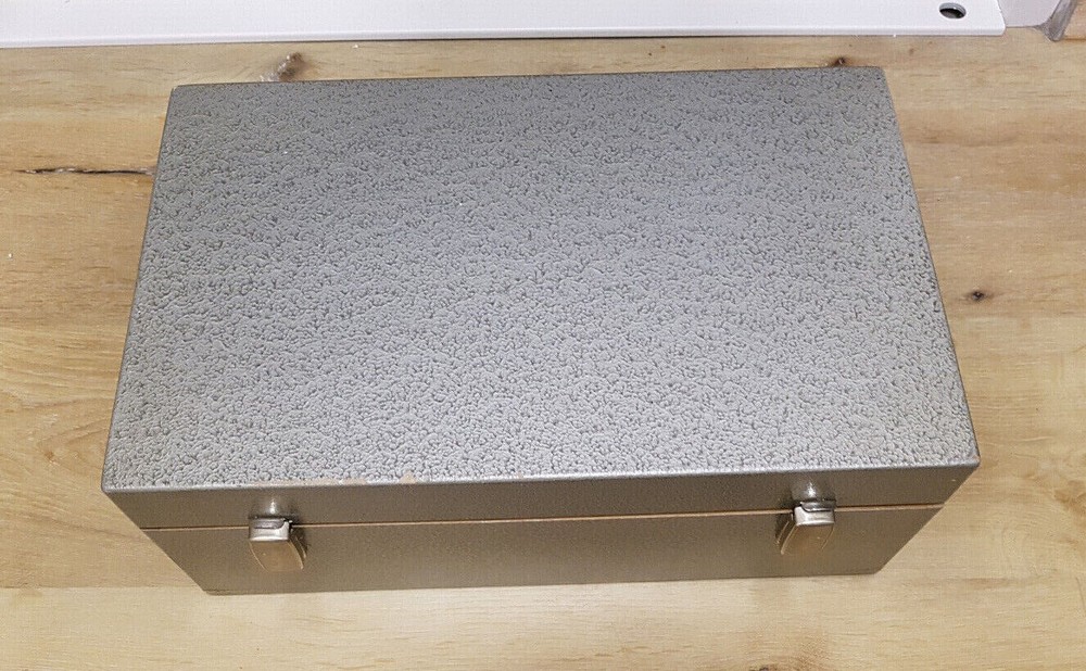 REICHERT AUSTRIA SIGHT MICROSCOPE WITH BOX UNUSED