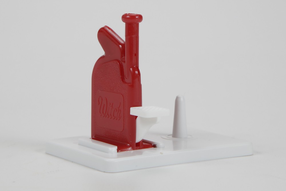 Vintage Witch Automatic Needle Threader w/ lnstructions Germany NOS 0104