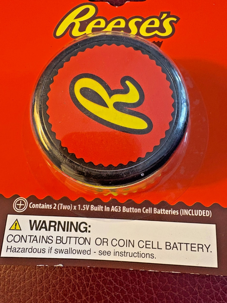 REESE’S YO-YO. New - Unbranded