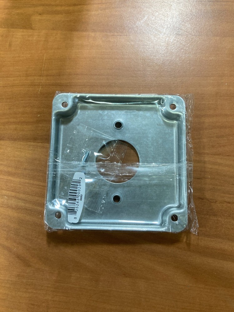 4 Square Industrial Cover Raised 1/2" Single Receptacle