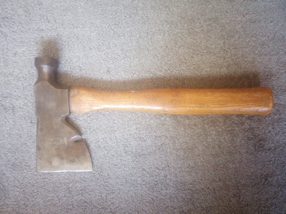 Genuine Plumb Carpenders Hatchet