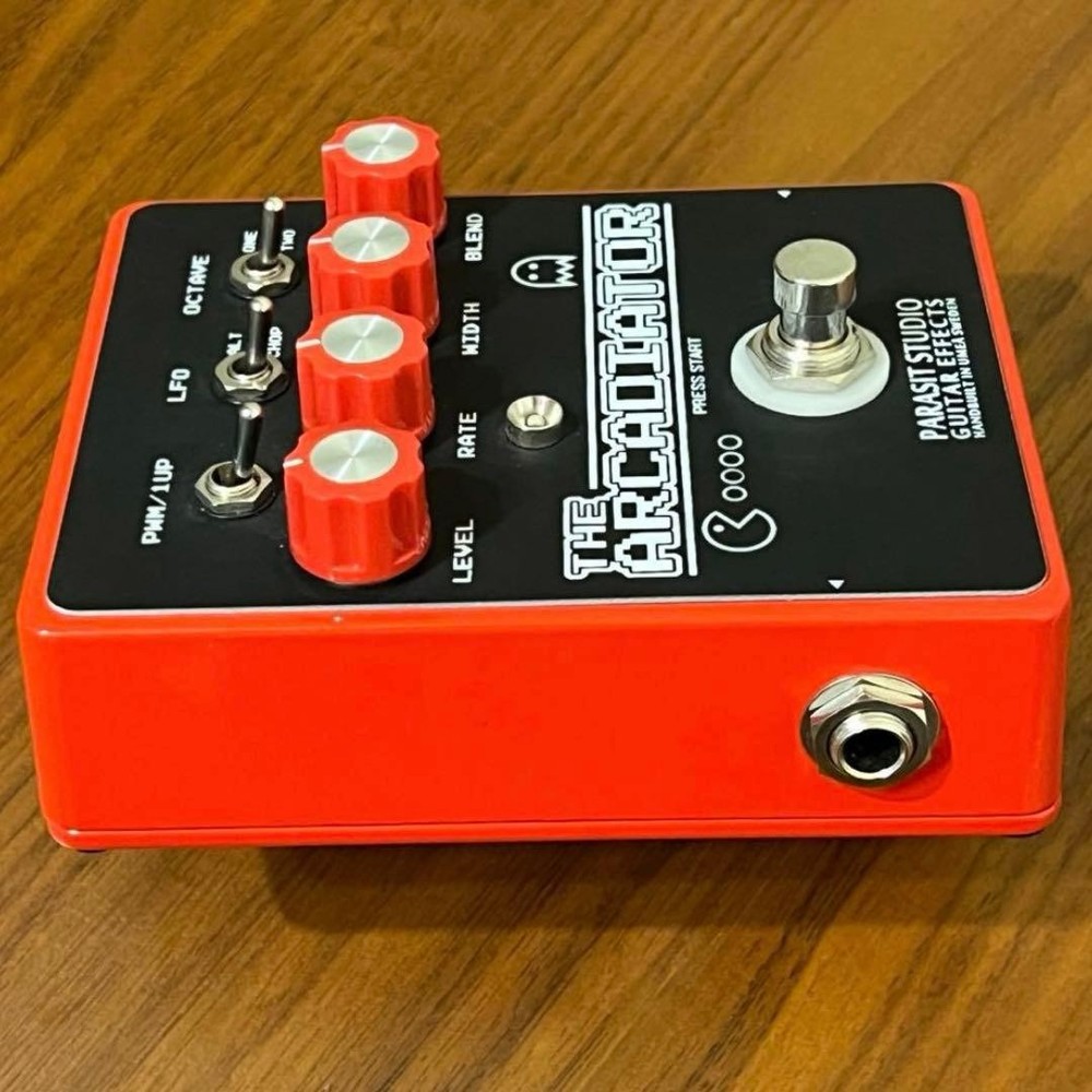 PARASIT STUDIO THE ARCADIATOR Guitar Effect Pedal Used