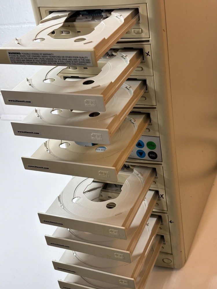 CD/DVD Duplicator Tower 8-Bay Verity Systems