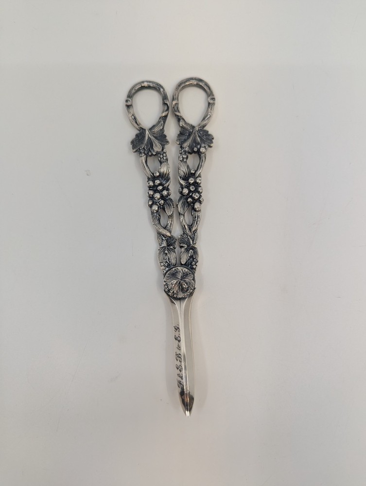 Vintage Solid Silver Grape Vine Grape Scissors Shears