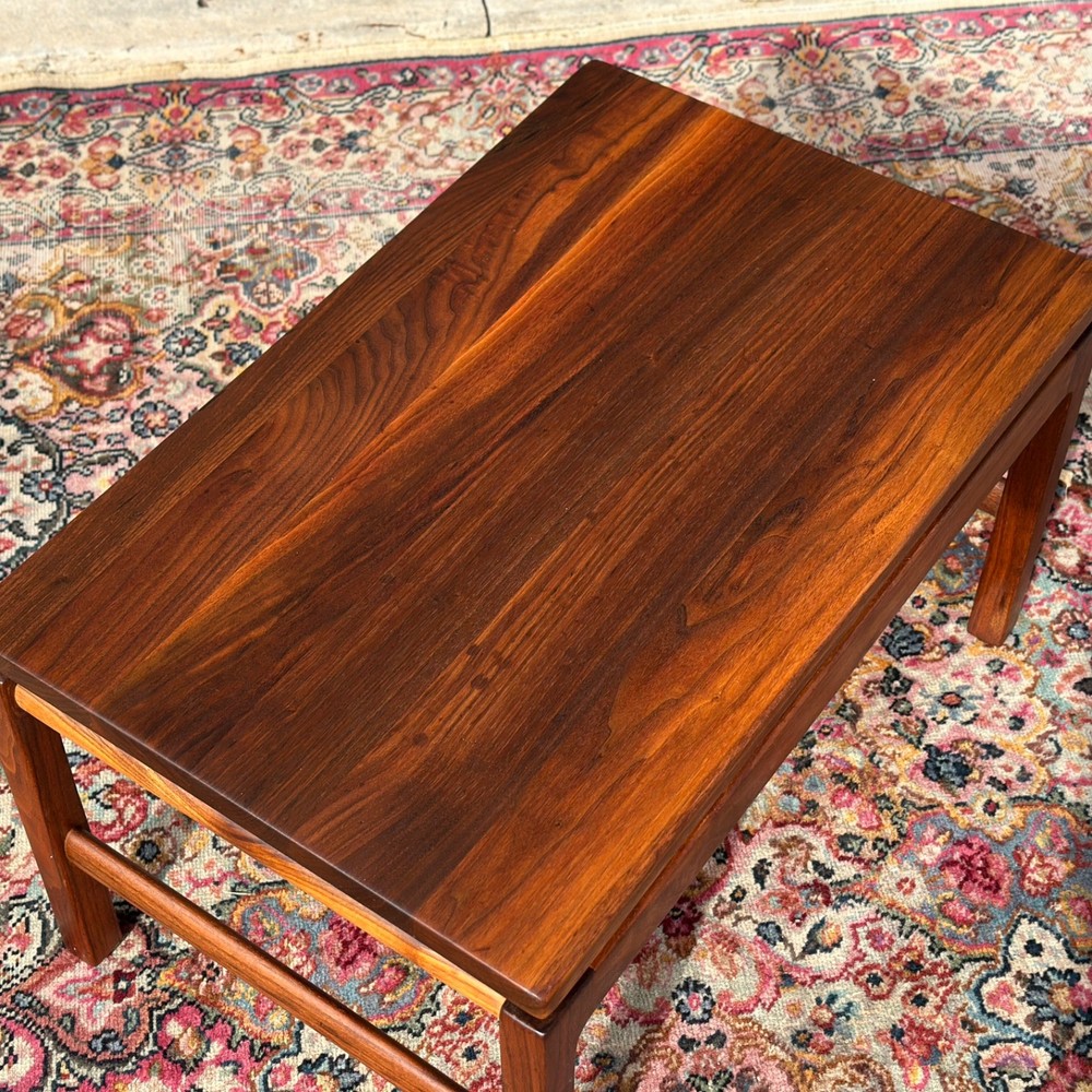 Mid-Century Modern Gunlocke Solid Walnut Floating Top Side Table Jens Risom