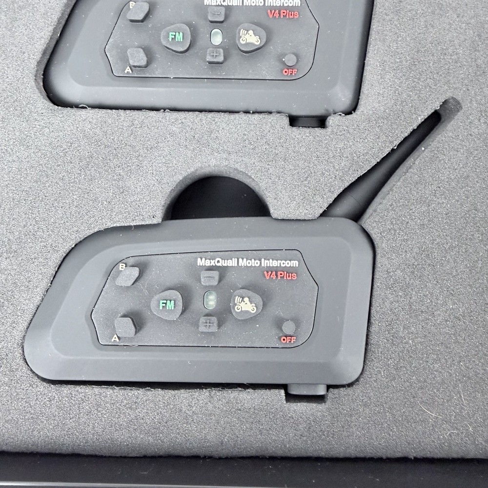 MaxQuall Professional V4 Plus Moto Intercom (Set of 3) Open Box