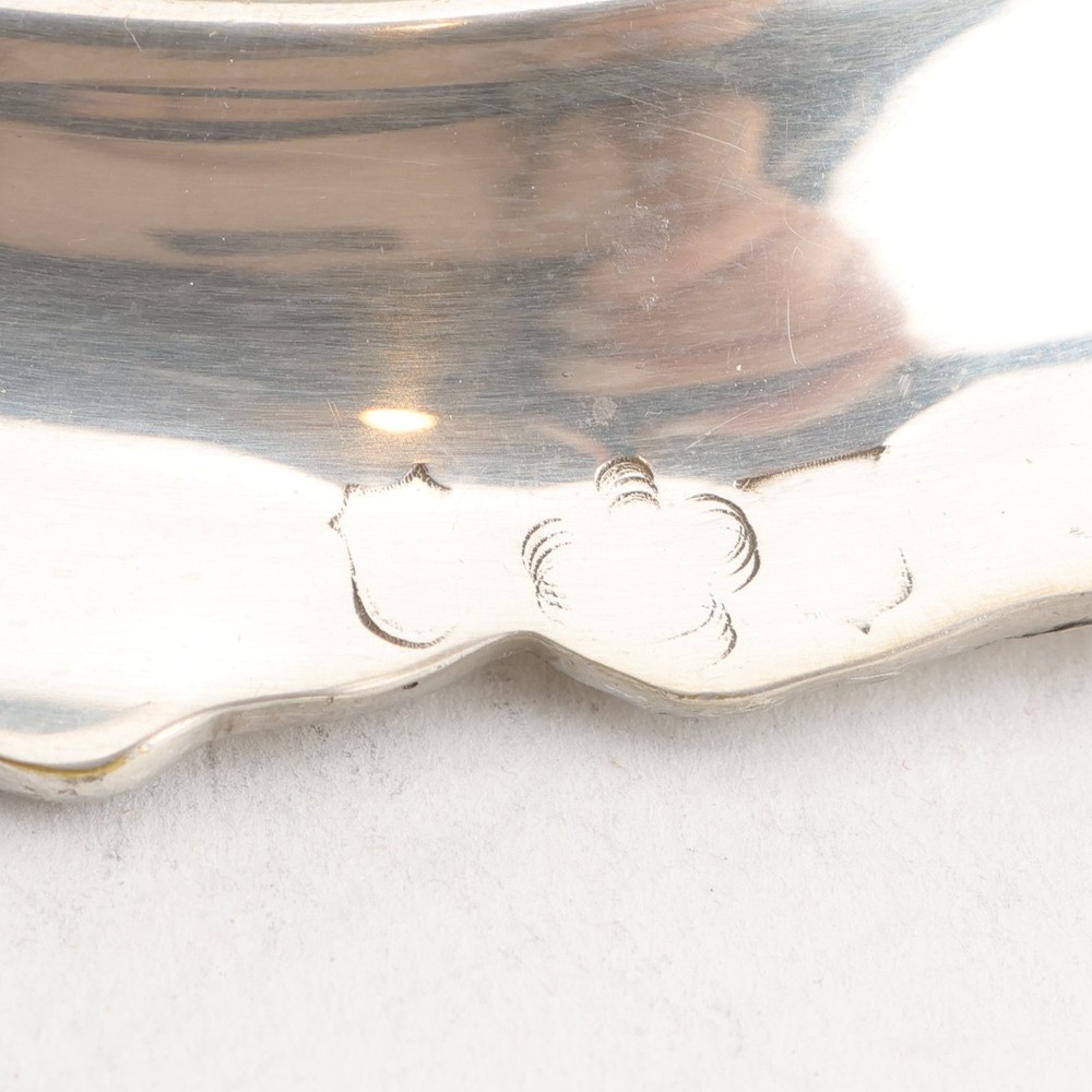 Lawrence B Smith? Silverplate Lovely Small Handled Basket Grape Border No Mono