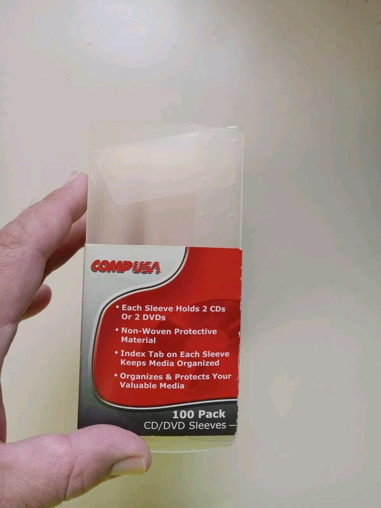 COMP USA 100 CD/DVD Sleeves 100 Pack NOB