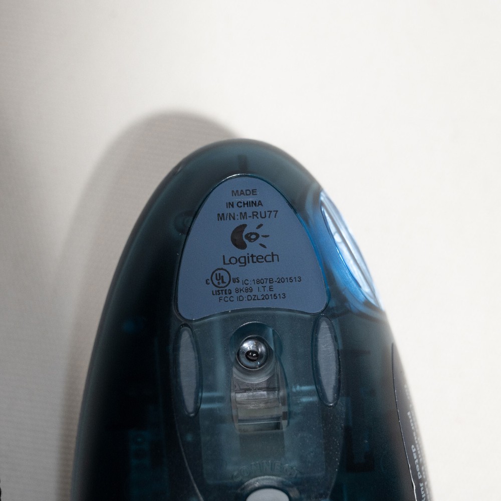 Logitech M-RU77 Presentation Laser Pointer Mouse Bluetooth w/ Receiver - Tested