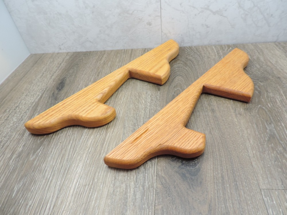 Oak Base Stand Pair for Up to 3.25" Deep Display Cases