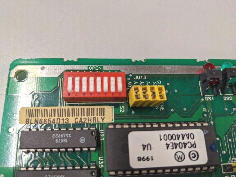 MOTOROLA BLN6654D13 CA2HBLY Board Radio Communication Interface