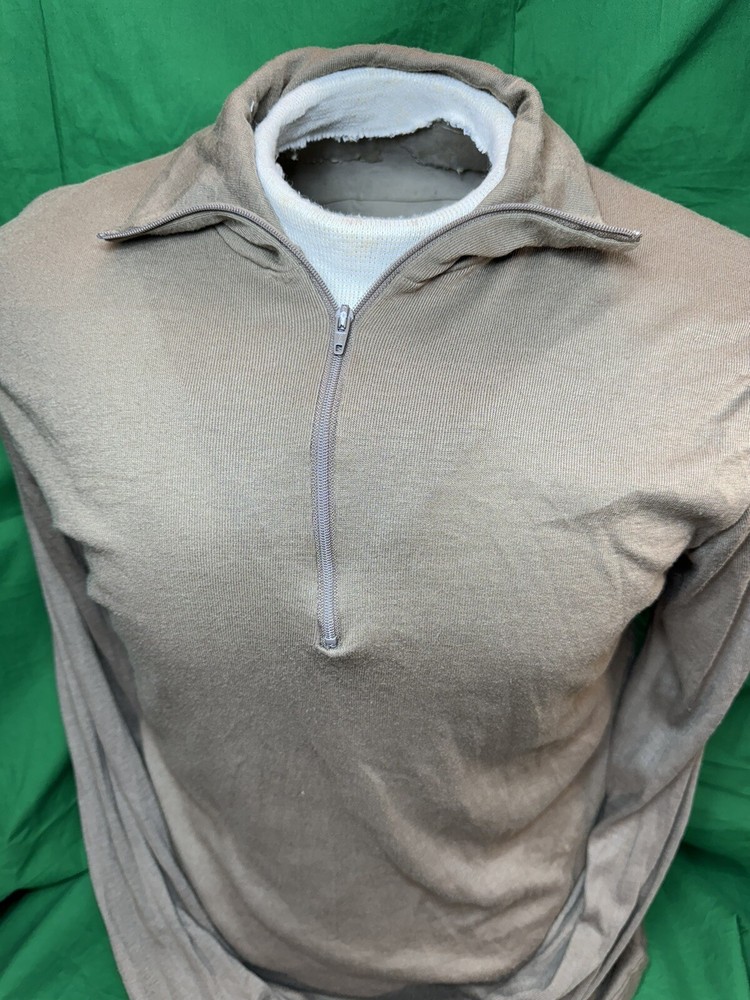 Military Issue Polyester Light-Weight Thermal Undershirt | Brown | Medium | EUC