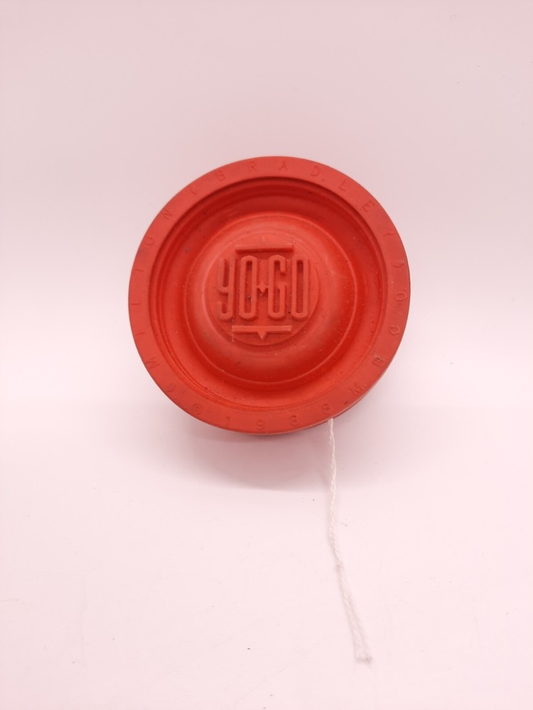 1988 Milton Bradley Yo Go Rubber Yo-Yo No String